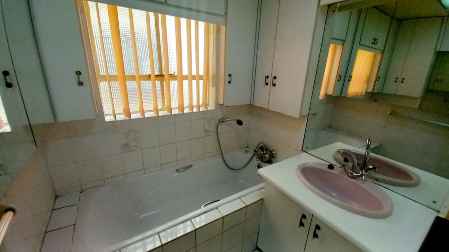 2 Bedroom Property for Sale in Sasolburg Free State